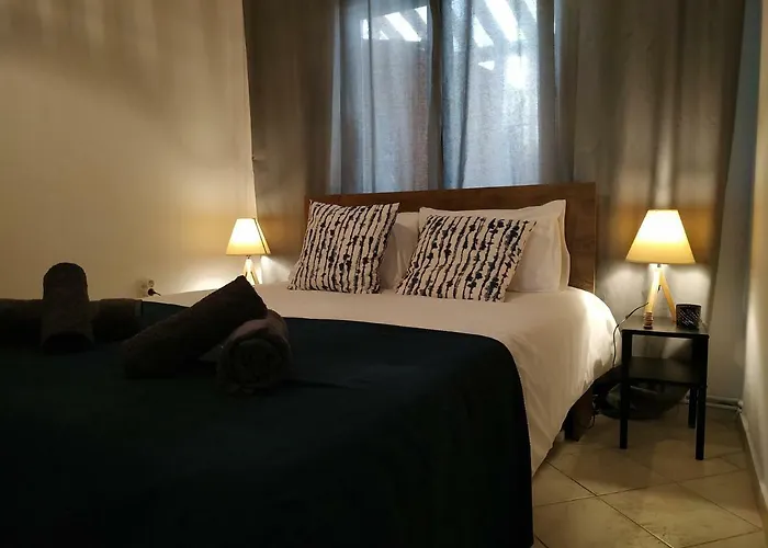 Apartamento Bright Steps From The Sea