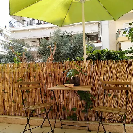 Bright Steps From The Sea Apartment Thessaloniki