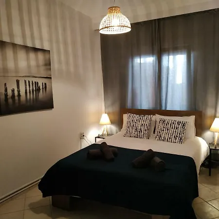 Bright Steps From The Sea Thessaloniki