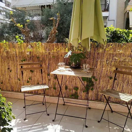 Bright Steps From The Sea Apartment Thessaloniki